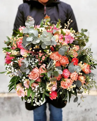 KT Kwiatowe Studio - kwiaciarnia i pracownia florystyczna we Wrocławiu